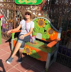 Meet your Posher, Peggy